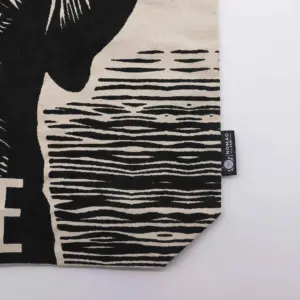 Iconic Classic Tote Bag – It’s a Dogs Life – White 10oz | www.artisangoods.co.uk 2