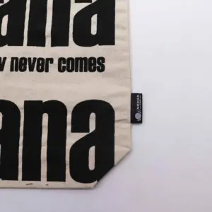 Iconic Classic Tote Bag – Mañana Mañana – Natural 10oz | www.artisangoods.co.uk 2