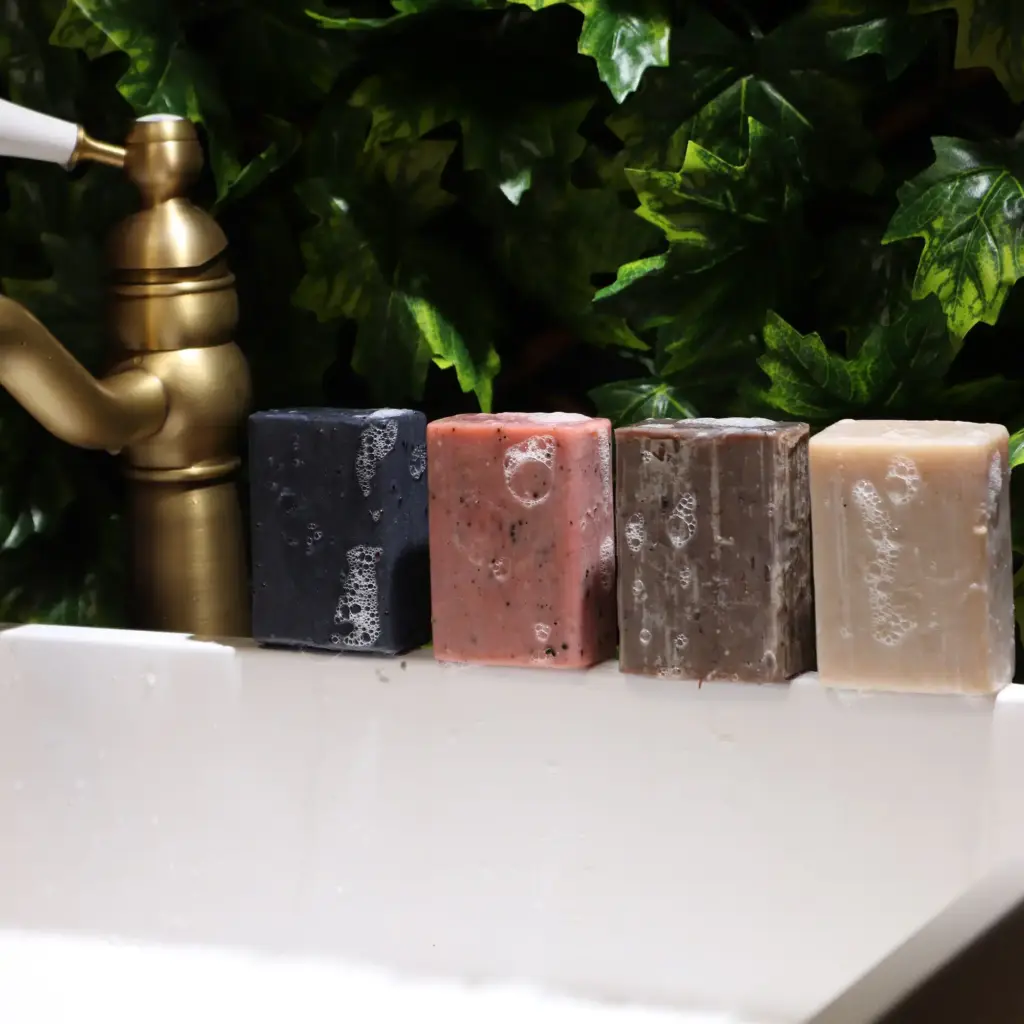 Klay Soap – Lavender & Vanilla | www.artisangoods.co.uk 3 Klay Soap – Lavender & Vanilla | www.artisangoods.co.uk 3