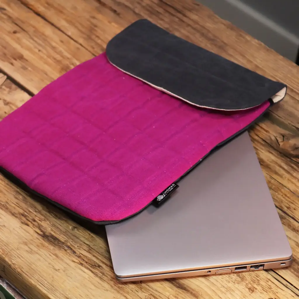 Laptop Padded Pouch – Shocking Pink – 14oz Stonewash | www.artisangoods.co.uk 2