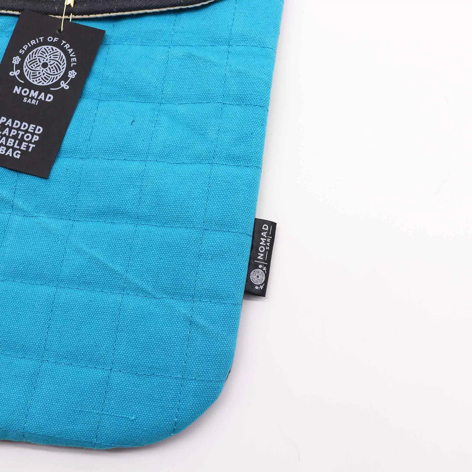 Laptop Padded Pouch – Terrific Turquoise – 14oz Stonewash | www.artisangoods.co.uk 3 Laptop Padded Pouch – Terrific Turquoise – 14oz Stonewash | www.artisangoods.co.uk 2