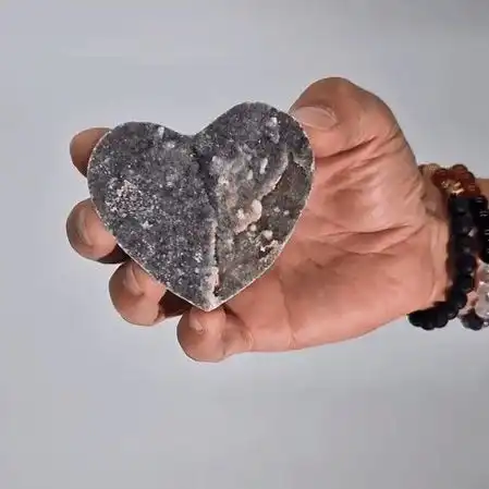 Large Calcite Heart | www.artisangoods.co.uk 3 Large Calcite Heart | www.artisangoods.co.uk 2