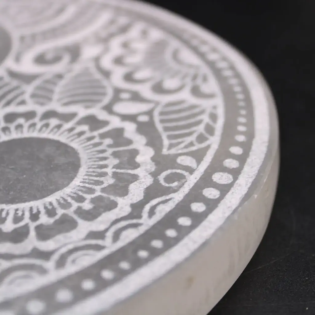 Large Charging Plate 18cm – Feng Shui | www.artisangoods.co.uk 4