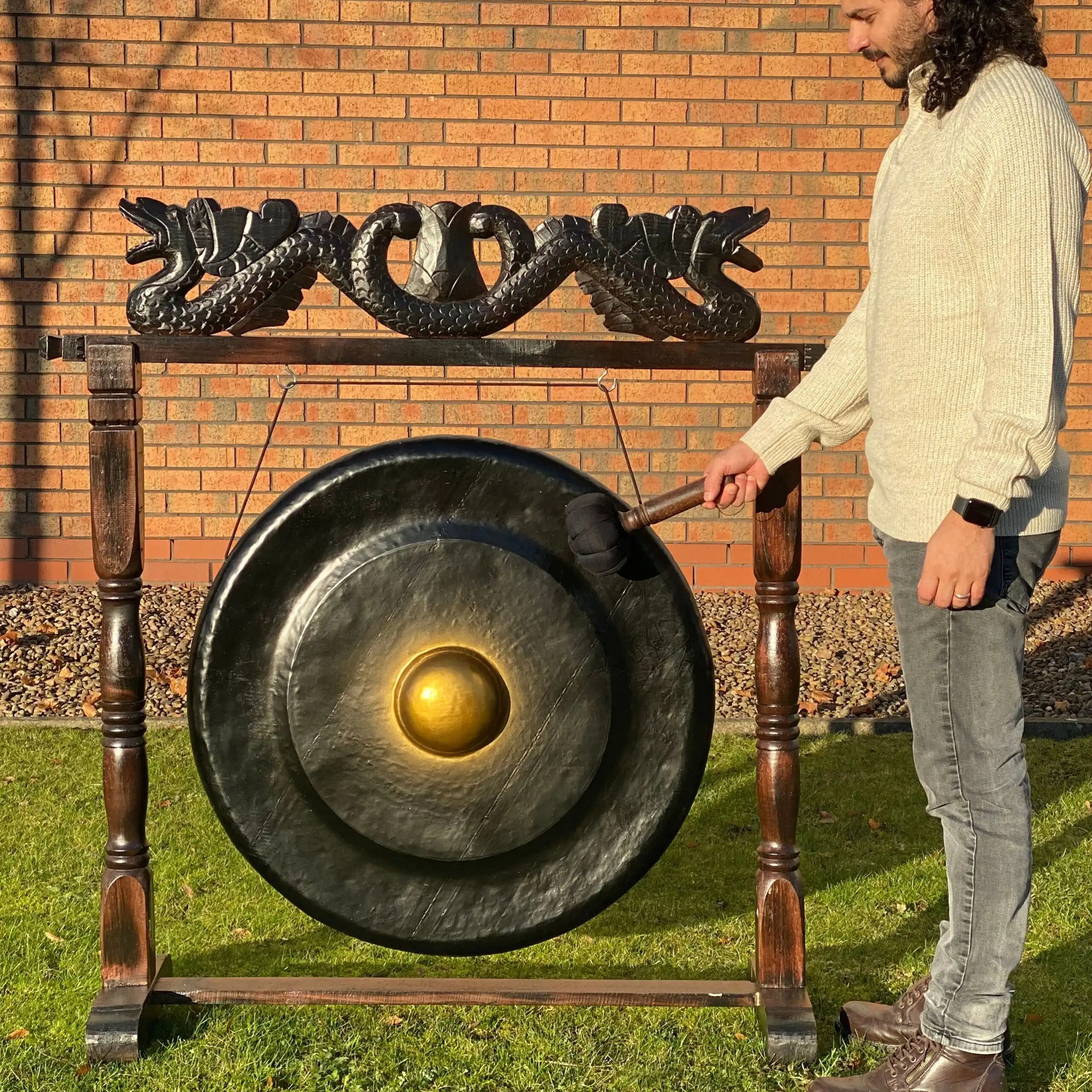 Large Gong in Brown Antique Stand – 80cm – Black | www.artisangoods.co.uk 4 Large Gong in Brown Antique Stand – 80cm – Black | www.artisangoods.co.uk 3