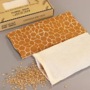 Lavender Natural Cotton and Juco Eye Pillow in Gift Box – Madagascar Giraffe | www.artisangoods.co.uk 5