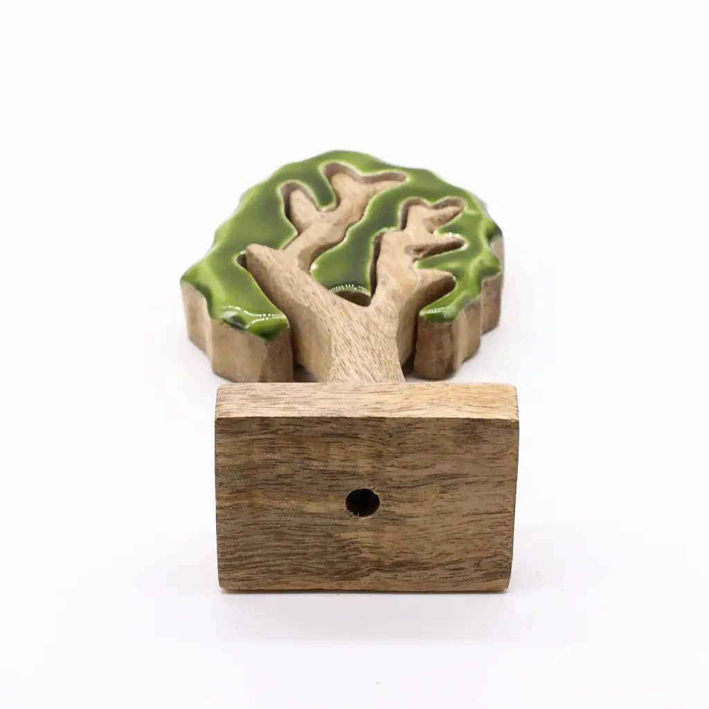 Lost in the Forrest –  Single Tree 3D Wooden Decoration – 20x10cm | www.artisangoods.co.uk 9