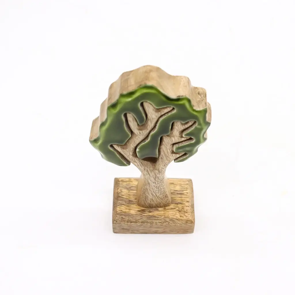 Lost in the Forrest –  Single Tree 3D Wooden Decoration – 20x10cm | www.artisangoods.co.uk 2