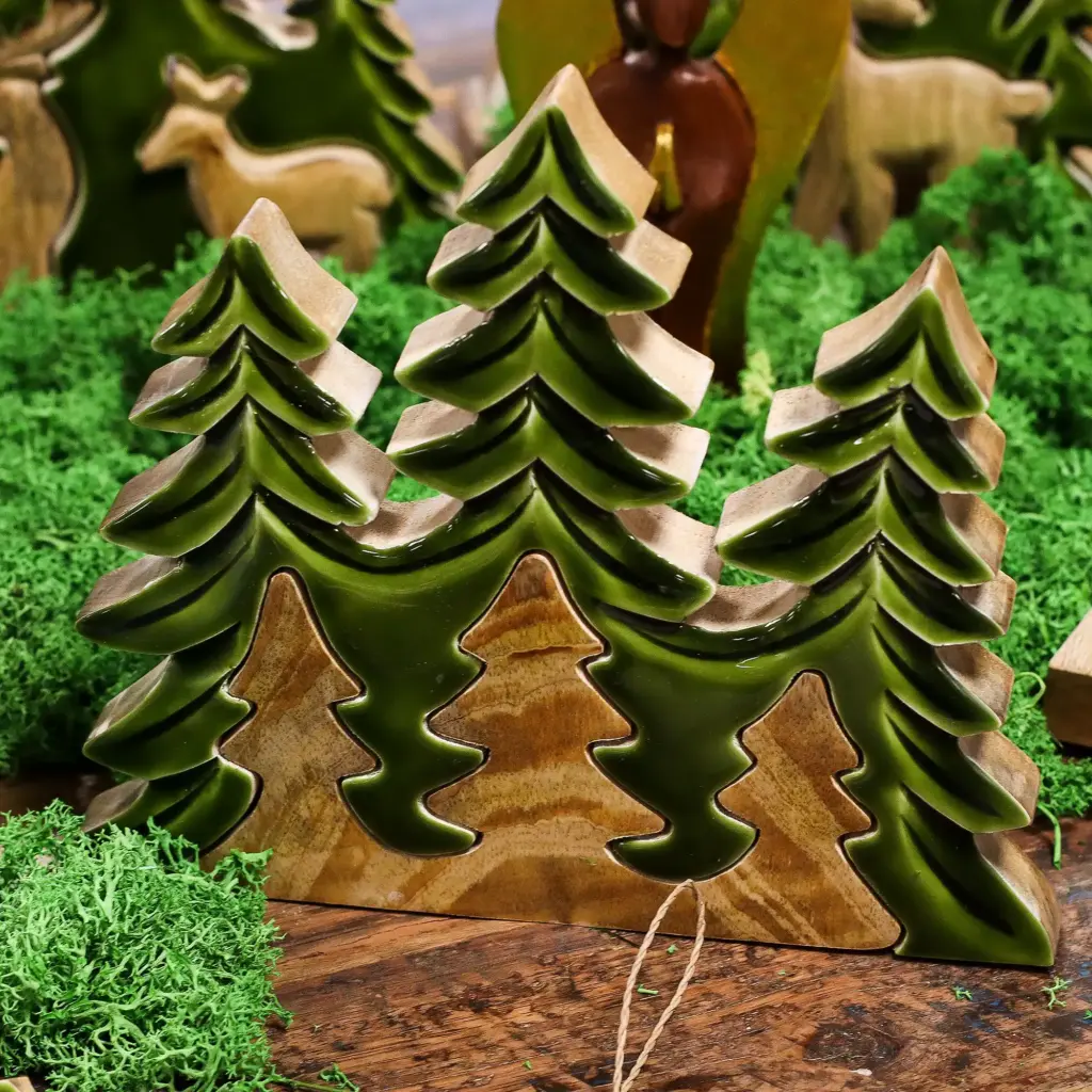 Lost in the Forrest – Three Trees 3D Wooden Decoration – 20x23cm | www.artisangoods.co.uk 6