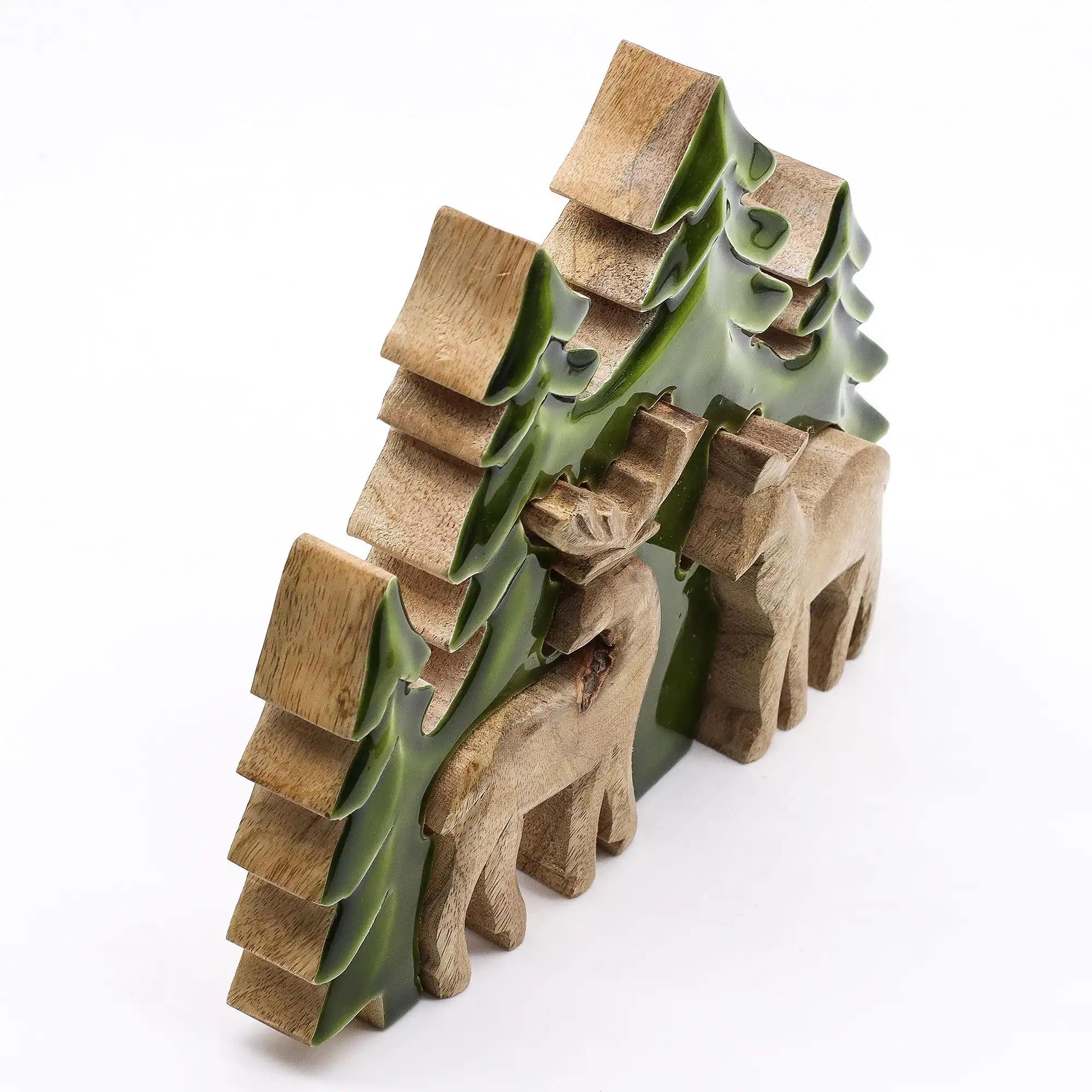 Lost in the Forrest – Two Dear in the Forrest 3D Wooden Decoration – 18x23cm | www.artisangoods.co.uk 11 Lost in the Forrest – Two Dear in the Forrest 3D Wooden Decoration – 18x23cm | www.artisangoods.co.uk 10