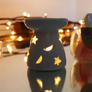 Lrg Classic White Oil Burner – Moon & Star | www.artisangoods.co.uk 2
