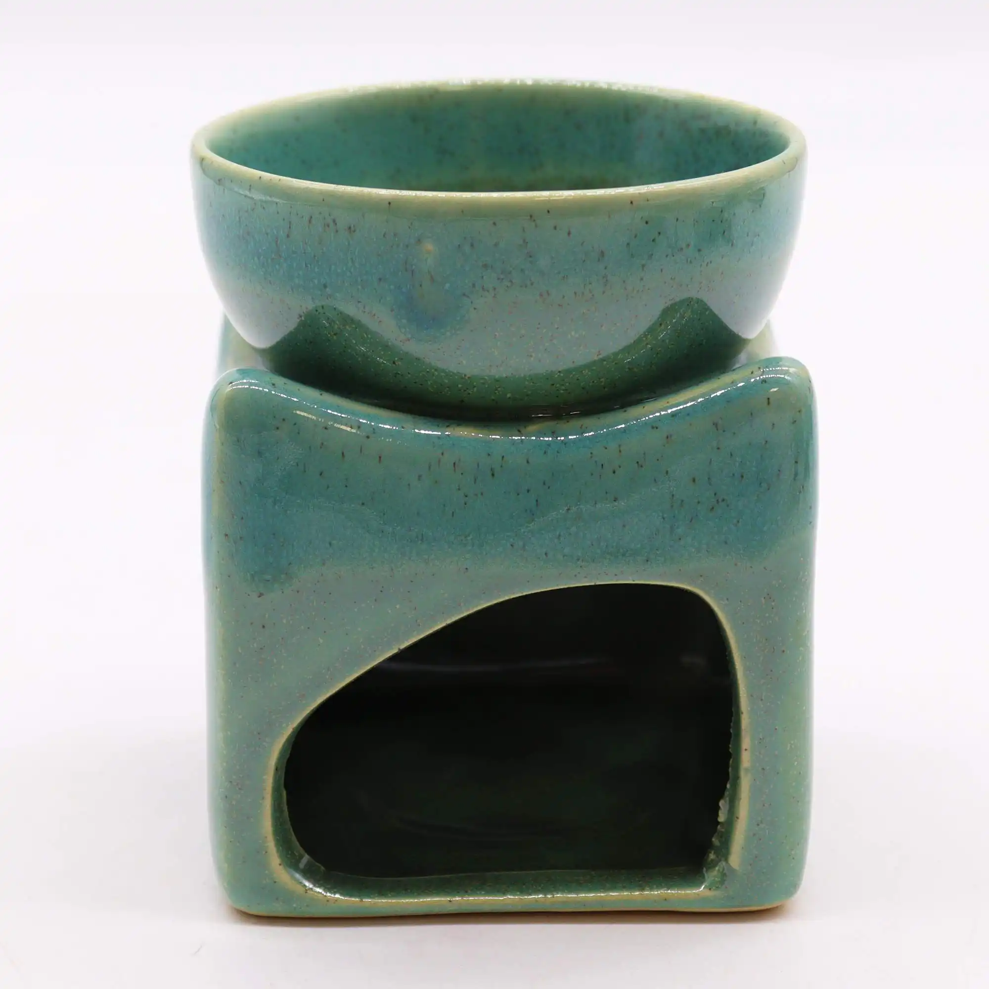 Lucky Coin Large Oil Burner – Jade | www.artisangoods.co.uk 3 Lucky Coin Large Oil Burner – Jade | www.artisangoods.co.uk 2