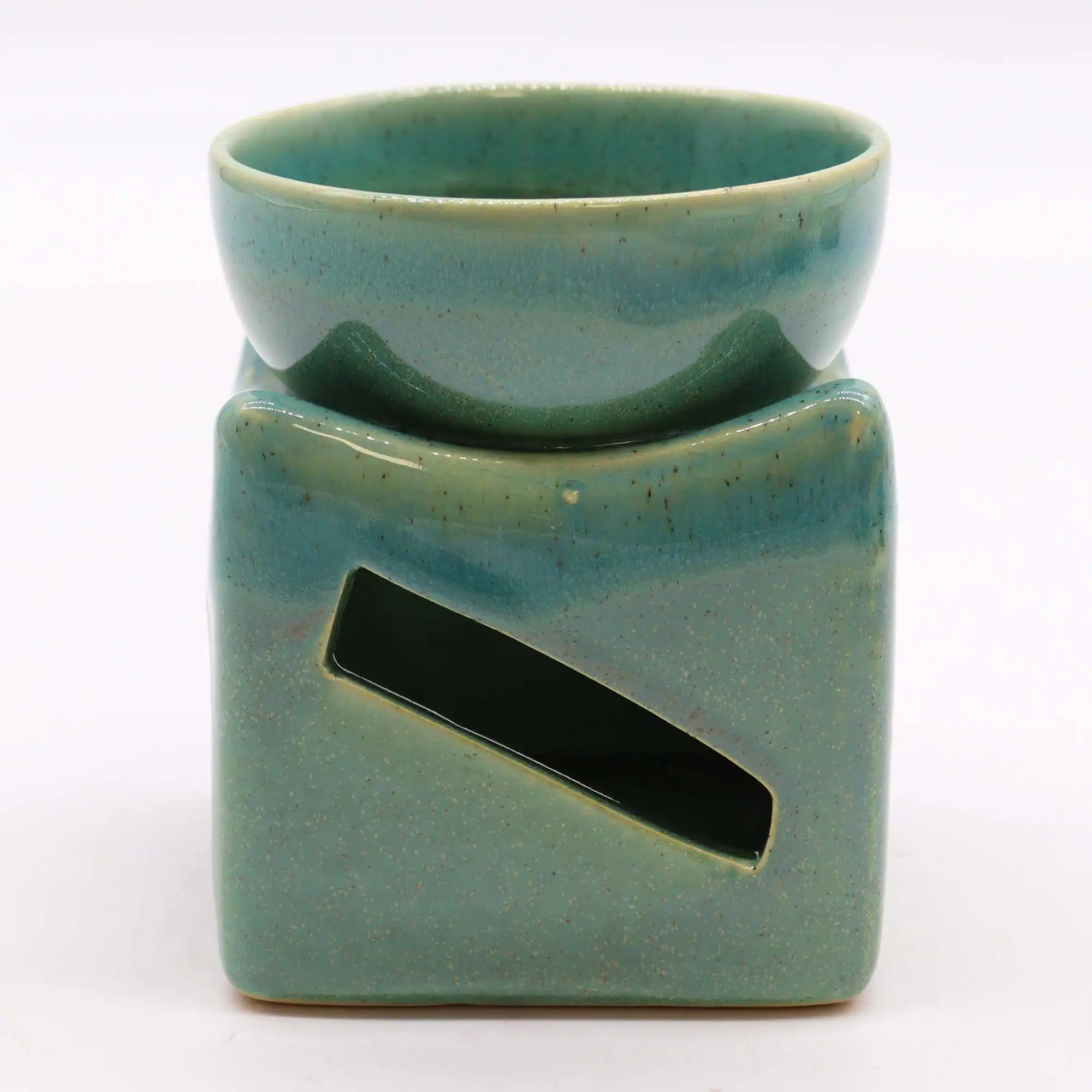 Lucky Coin Large Oil Burner – Jade | www.artisangoods.co.uk 4 Lucky Coin Large Oil Burner – Jade | www.artisangoods.co.uk 3