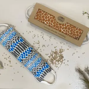 Luxury Lavender Wheat Bag in Gift Box – Lavender Comforts | www.artisangoods.co.uk 6