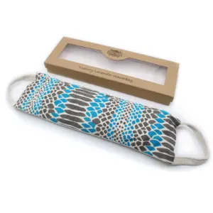 Luxury Lavender Wheat Bag in Gift Box – Lavender Comforts | www.artisangoods.co.uk 3