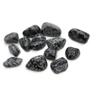 M Tumble Stone – Obsidian Snowflake | www.artisangoods.co.uk