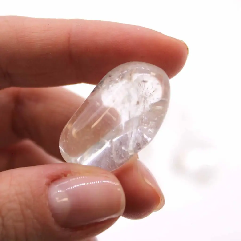 M Tumble Stones – Rock Crystal Grade A | www.artisangoods.co.uk 2 M Tumble Stones – Rock Crystal Grade A | www.artisangoods.co.uk 2