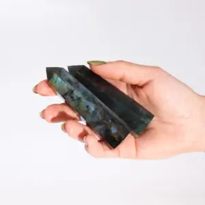 Madagascar Labradorite Point (approx 50-65gm 100x28mm) | www.artisangoods.co.uk 3