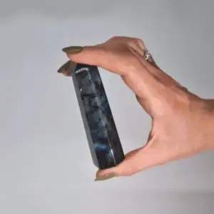 Madagascar Labradorite Point (approx 50-65gm 100x28mm) | www.artisangoods.co.uk 2