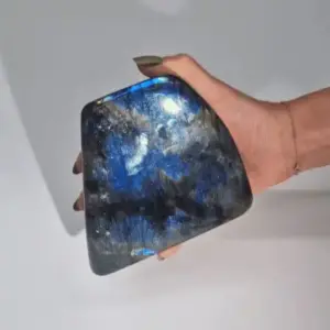 Madagascar Labradorite Statement Stone (approx 900-1100gms  140-170mm) | www.artisangoods.co.uk 2