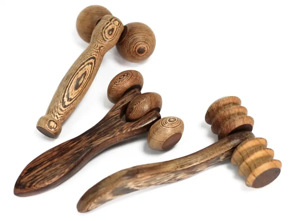 Massage Tool – Hand Ball Roller | www.artisangoods.co.uk 3
