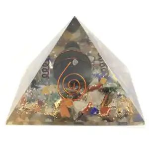 Med Orgonite Pyramid 60mm Gemchips, Copper, Turtle | www.artisangoods.co.uk 1