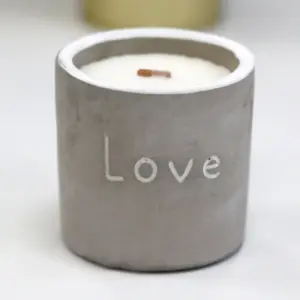 Med Pot – Love – Purple Fig & Casis | www.artisangoods.co.uk 9