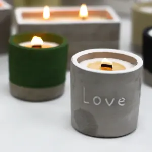 Med Pot – Love – Purple Fig & Casis | www.artisangoods.co.uk 7
