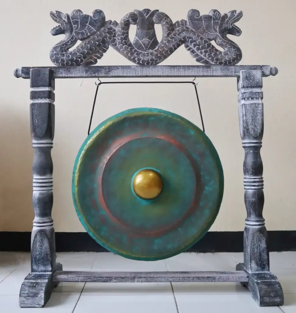 Medium Gong in Stand – 35cm – Greenwash | www.artisangoods.co.uk