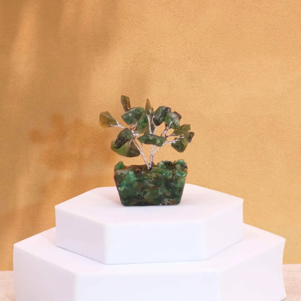 Mini Gemstone Tree On Orgonite Base – Green Aventurine (15 stones) | www.artisangoods.co.uk 5