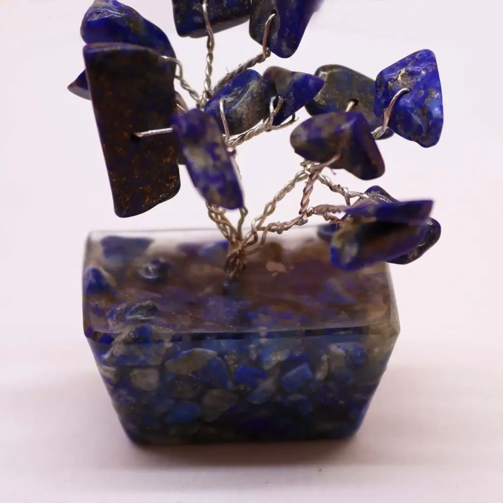 Mini Gemstone Tree On Orgonite Base – Sodalite (15 stones) | www.artisangoods.co.uk 6