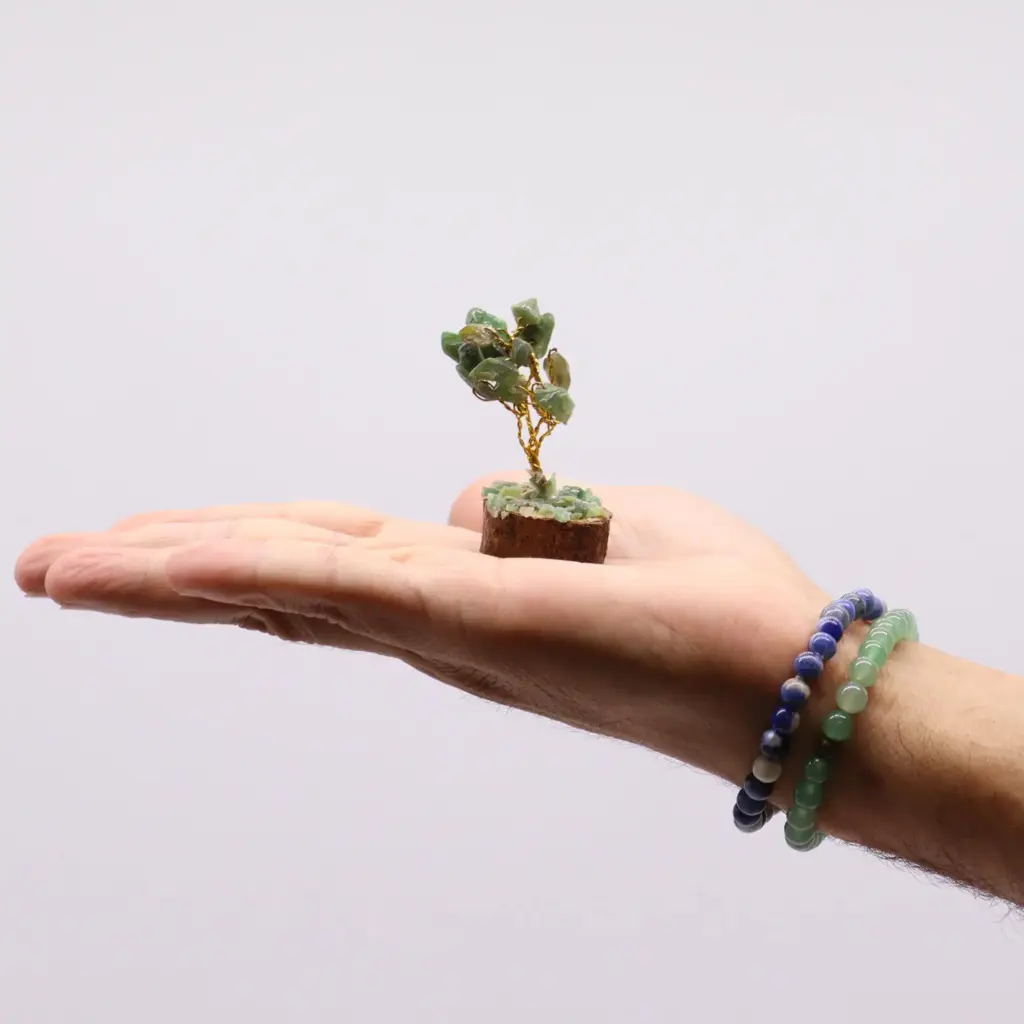 Mini Gemstone Tree On Wood Base – Green Aventurine (15 stones) | www.artisangoods.co.uk 5