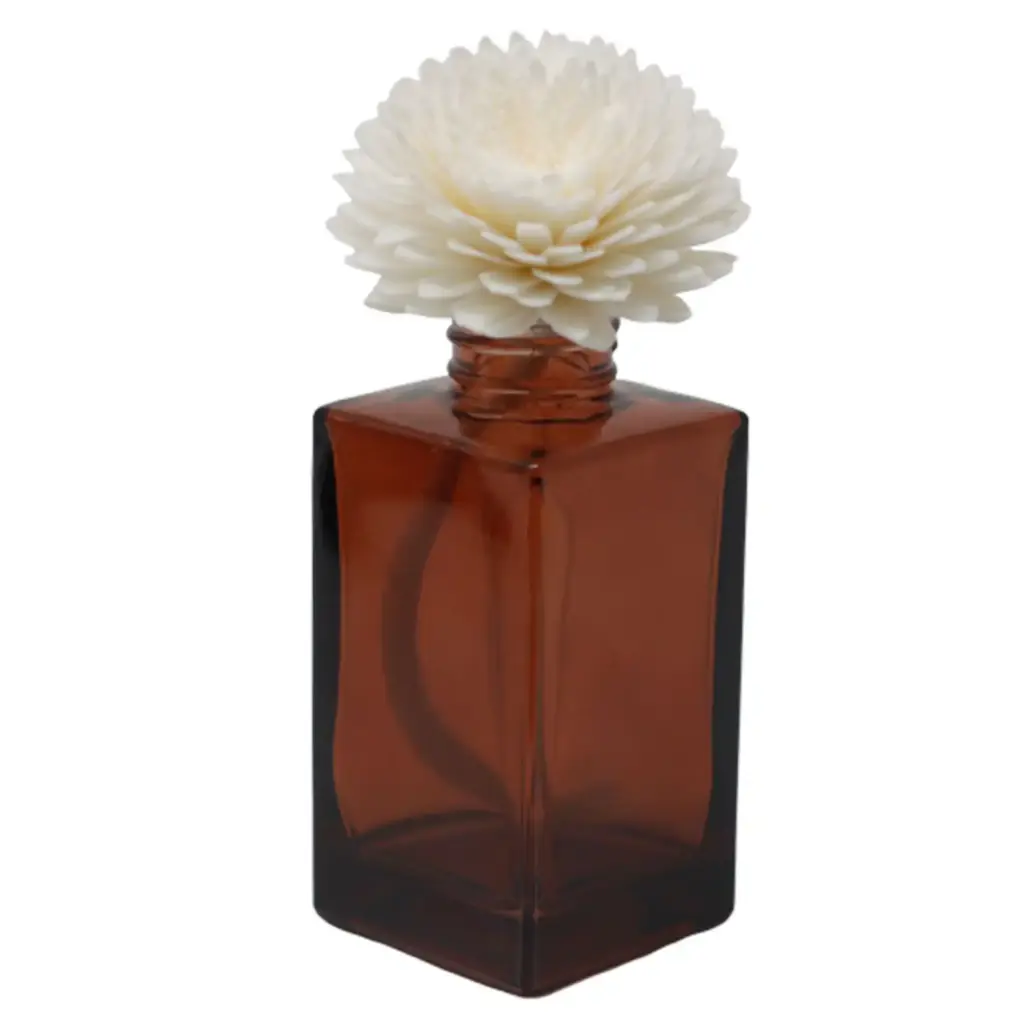 Natural Diffuser Flowers – Lrg Carnation on String | www.artisangoods.co.uk