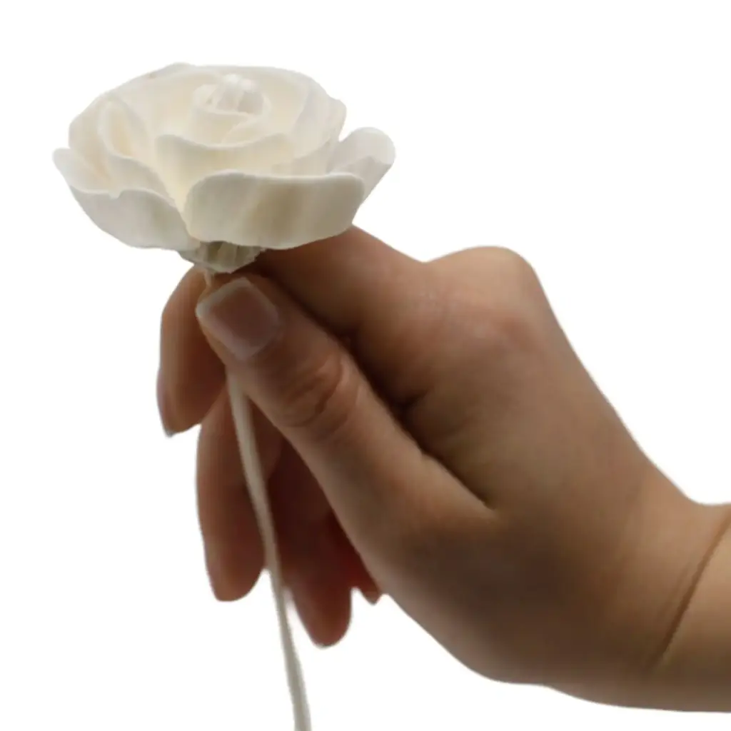 Natural Diffuser Flowers – Rose on Reed | www.artisangoods.co.uk 4 Natural Diffuser Flowers – Rose on Reed | www.artisangoods.co.uk 4