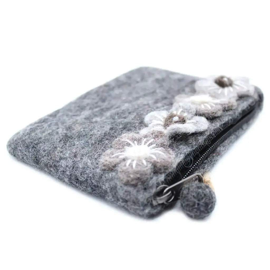 Natural Felt Zipper Pouch (asst) – Four Flowers | www.artisangoods.co.uk 4 Natural Felt Zipper Pouch (asst) – Four Flowers | www.artisangoods.co.uk 4