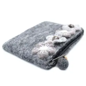 Natural Felt Zipper Pouch (asst) – Four Flowers | www.artisangoods.co.uk 4