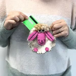 Natural Felt Zipper Pouch (asst) – Happy Sheep | www.artisangoods.co.uk 4
