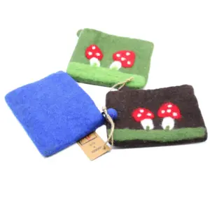 Natural Felt Zipper Pouch (asst) – Mystic Mushrooms | www.artisangoods.co.uk 4