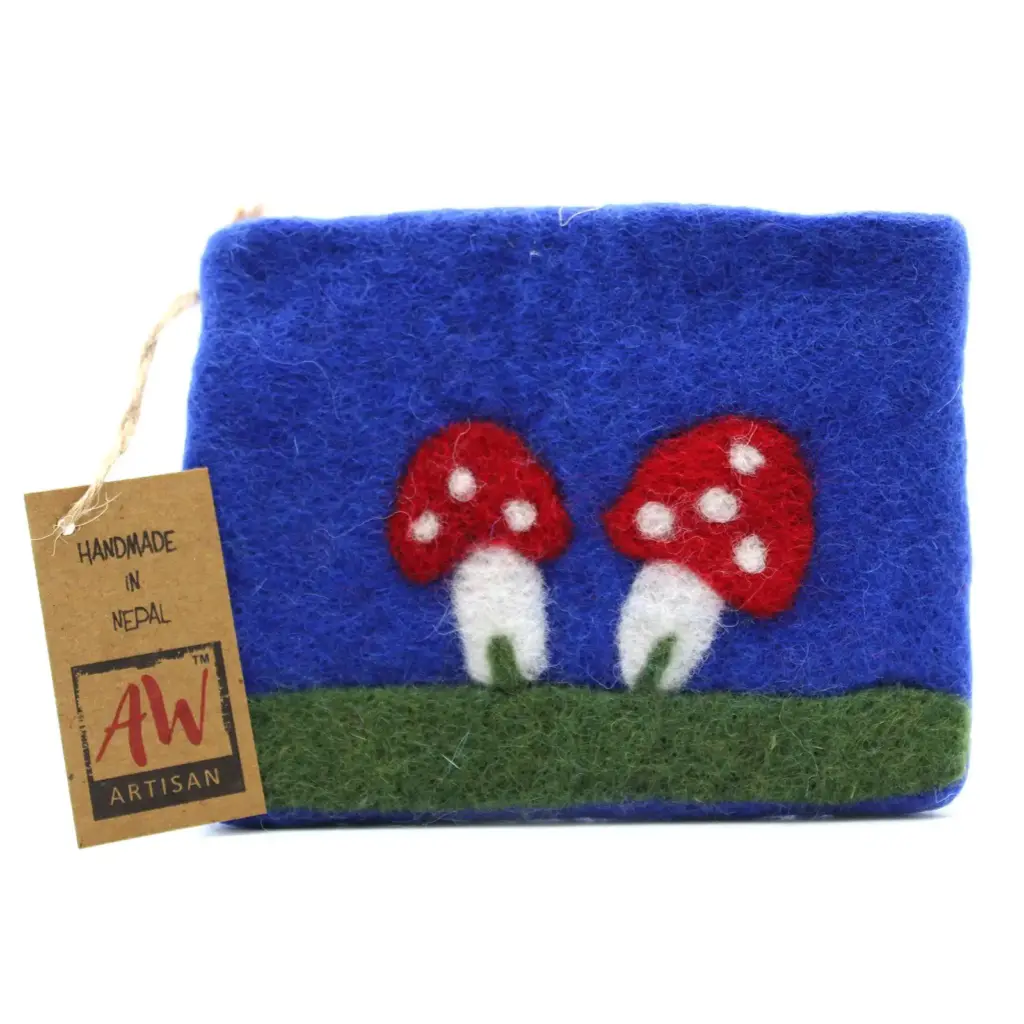 Natural Felt Zipper Pouch (asst) – Mystic Mushrooms | www.artisangoods.co.uk
