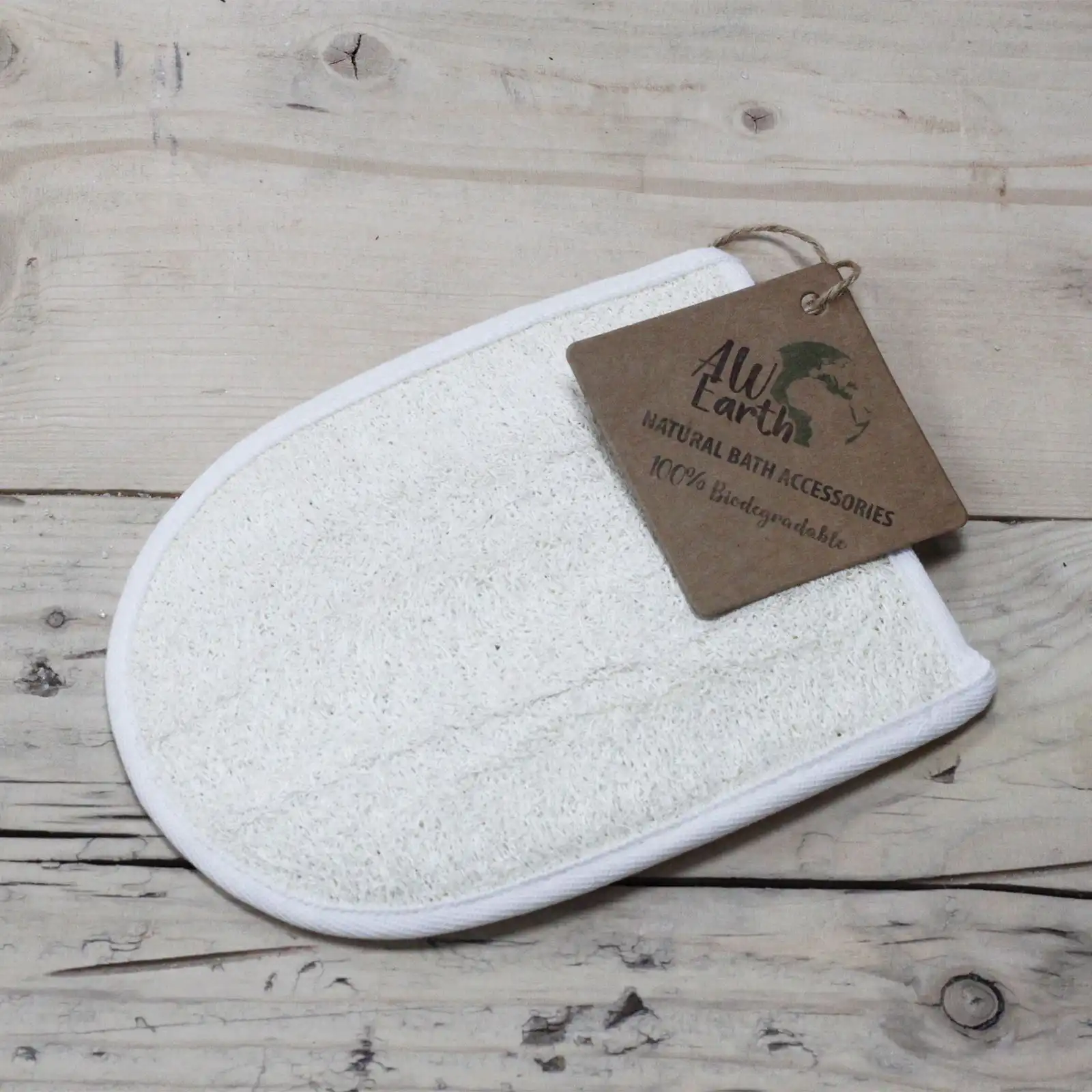 Natural Loofah Body Scrubs – Hand Wrap | www.artisangoods.co.uk 2 Natural Loofah Body Scrubs – Hand Wrap | www.artisangoods.co.uk 1