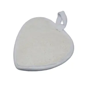Natural Loofah Body Scrubs – Heart | www.artisangoods.co.uk 2