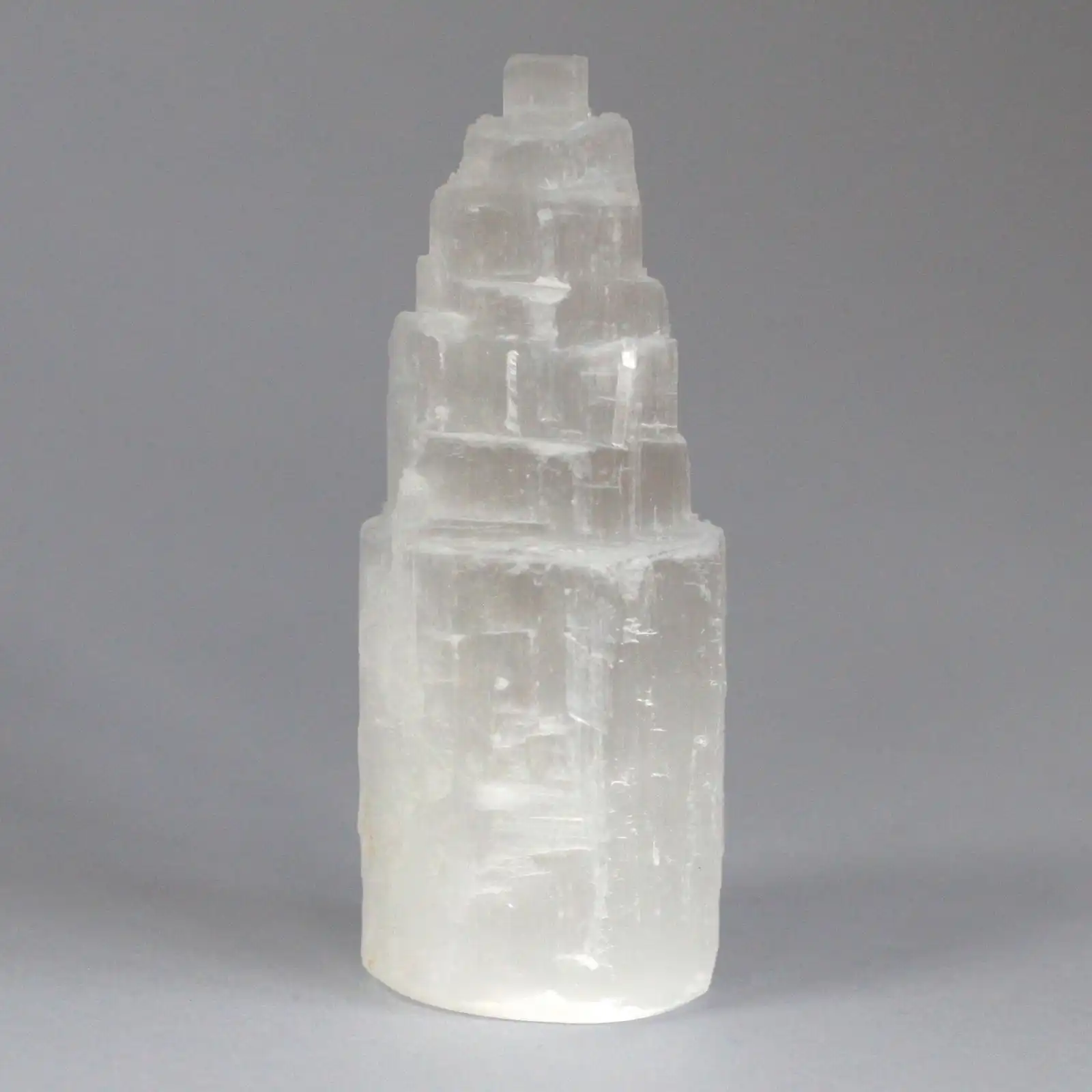 Natural Selenite Tower – 10 cm | www.artisangoods.co.uk 3 Natural Selenite Tower – 10 cm | www.artisangoods.co.uk 2