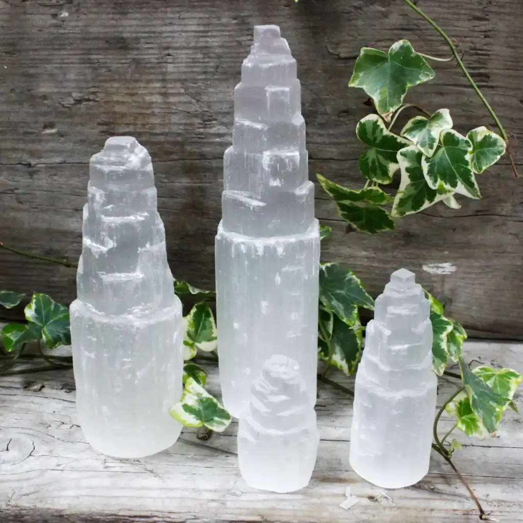 Natural Selenite Tower – 20 cm | www.artisangoods.co.uk 3