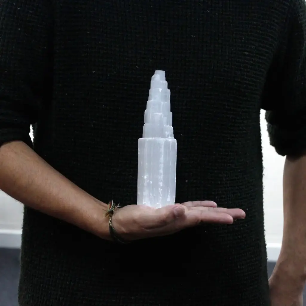Natural Selenite Tower – 20 cm | www.artisangoods.co.uk 4