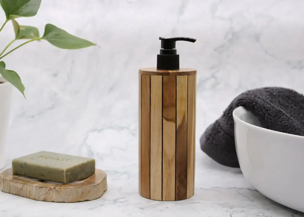 Natural Teakwood Soap Dispenser – Round | www.artisangoods.co.uk 9