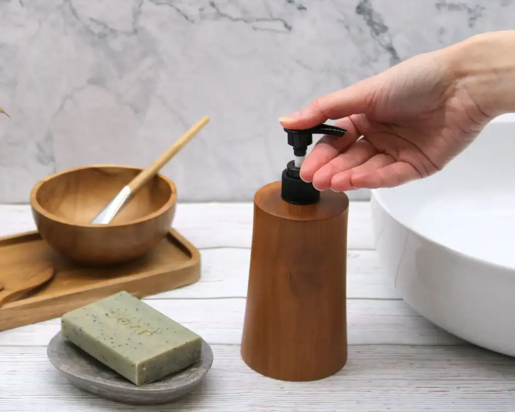 Natural Teakwood Soap Dispenser – Taper | www.artisangoods.co.uk 13