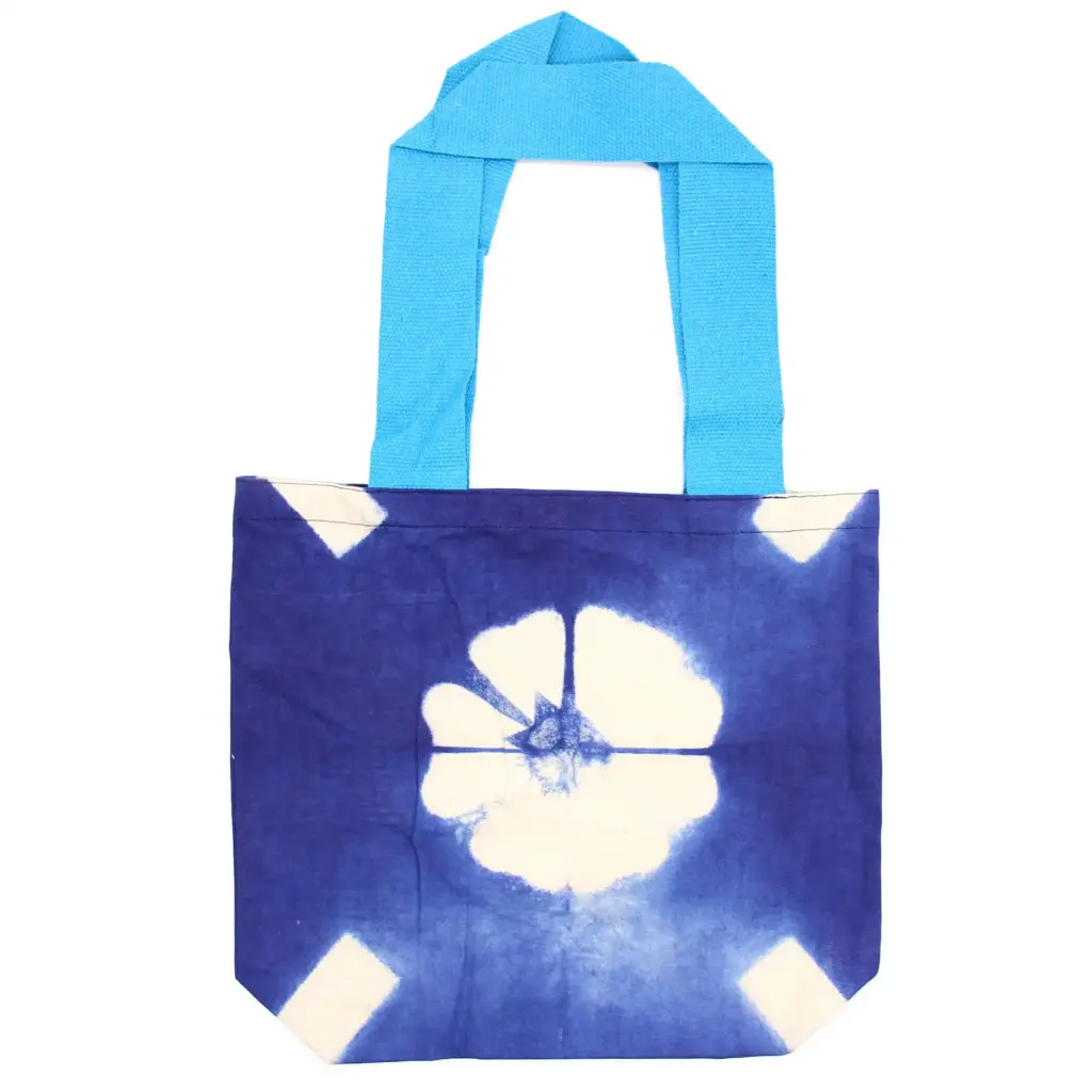 Natural Tye-Dye Cotton Bag (8oz) – 38x42x12cm – Blue Flower – Blue Handle | www.artisangoods.co.uk Natural Tye-Dye Cotton Bag (8oz) – 38x42x12cm – Blue Flower – Blue Handle | www.artisangoods.co.uk