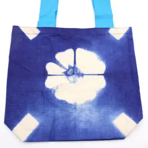 Natural Tye-Dye Cotton Bag (8oz) – 38x42x12cm – Blue Flower – Blue Handle | www.artisangoods.co.uk 3