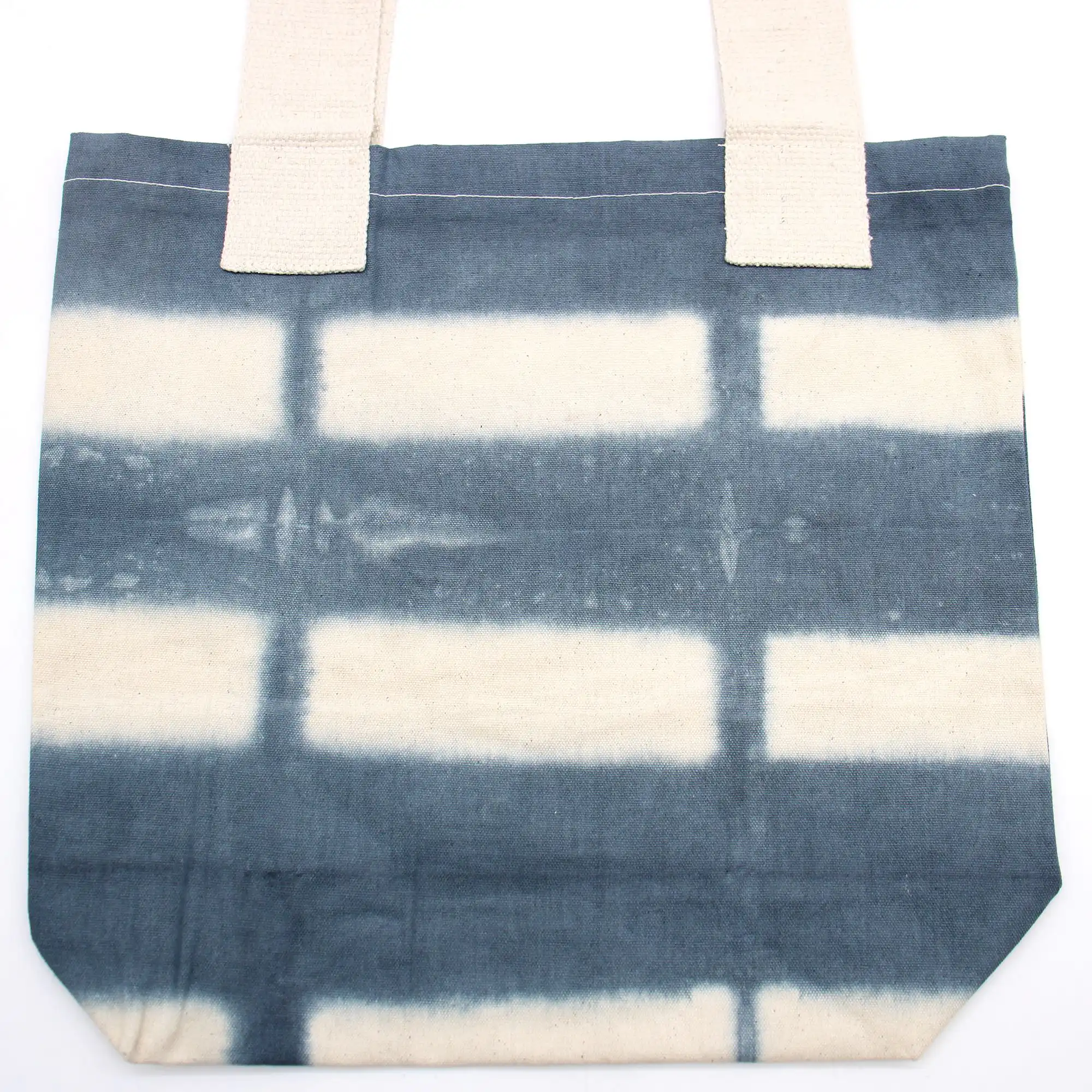 Natural Tye-Dye Cotton Bag (8oz) – 38x42x12cm – Grey Blocks – Natural Handle | www.artisangoods.co.uk 5 Natural Tye-Dye Cotton Bag (8oz) – 38x42x12cm – Grey Blocks – Natural Handle | www.artisangoods.co.uk 4