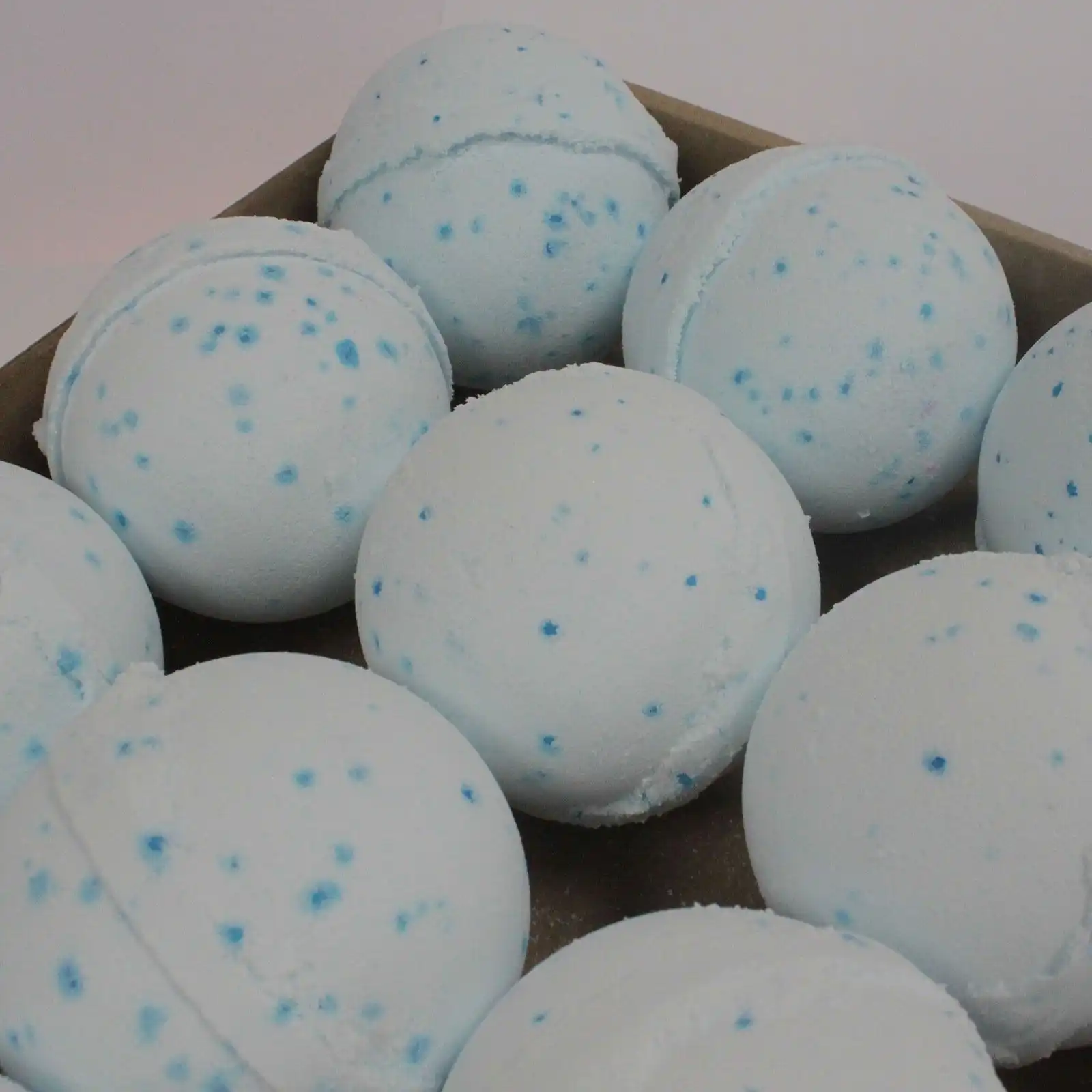 Ocean Bath Bomb | www.artisangoods.co.uk 4 Ocean Bath Bomb | www.artisangoods.co.uk 3