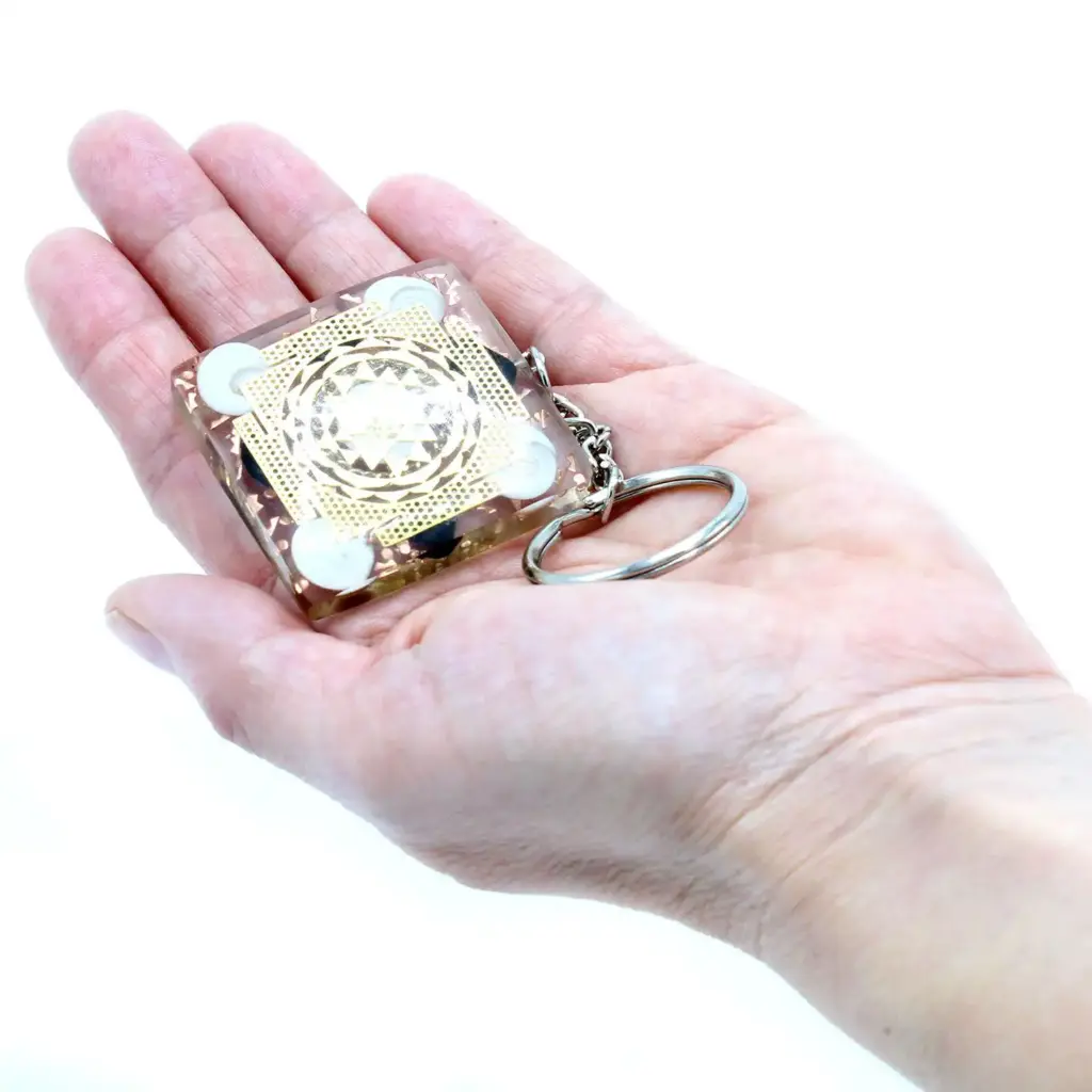 Orgonite Power Keyring – Home Protect Tourmaline | www.artisangoods.co.uk 2 Orgonite Power Keyring – Home Protect Tourmaline | www.artisangoods.co.uk 2